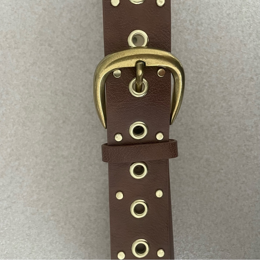 Jessica Simpson Brown Grommet Belt Size Medium